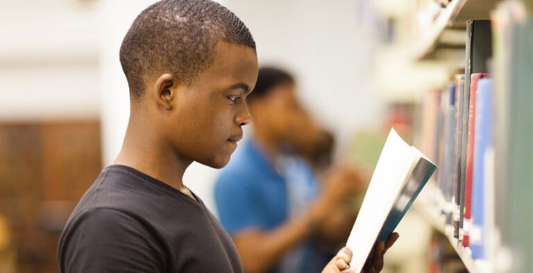 Read more about the article Introducing: Dr. Deniz Zeynep